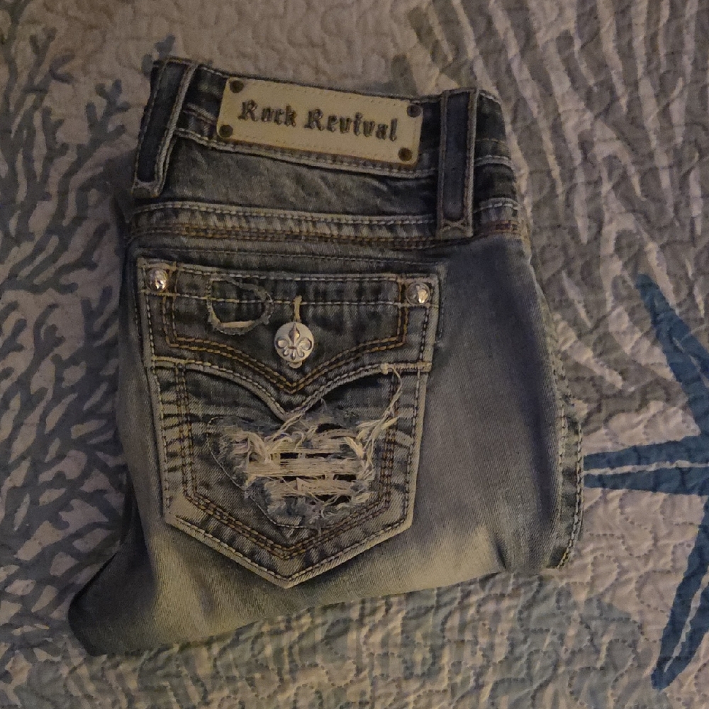 Rock Revival Light Blue Jeans with Distressed Pocket